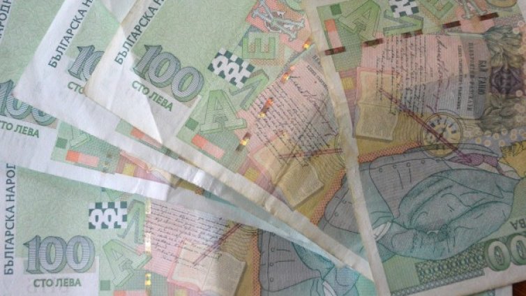 Глоба до 5 бона грози хирург от Търново, взел пари от болна