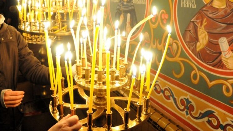 Светъл ден е! Да почерпят Пламен, Огнян, Светлин...