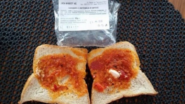 Сандвичът с 2,4 грама сиренце и лъжичка лютеница &ndash; питателен!