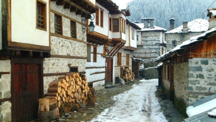 Широка лъка се вдигна: Не искаме афганистанци!