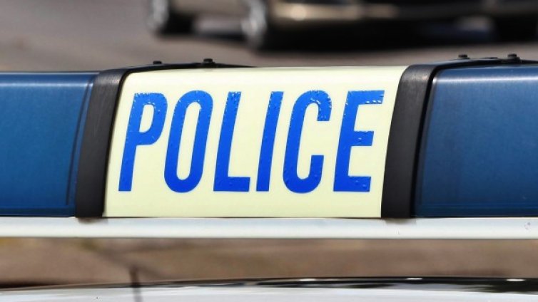 Айтозлийка открита наръгана с кухненски нож в дома си