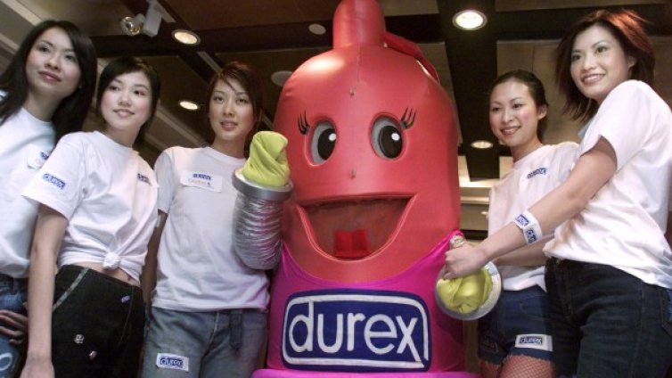 Бизнес цикъл: Презервативи "купуват" детски храни