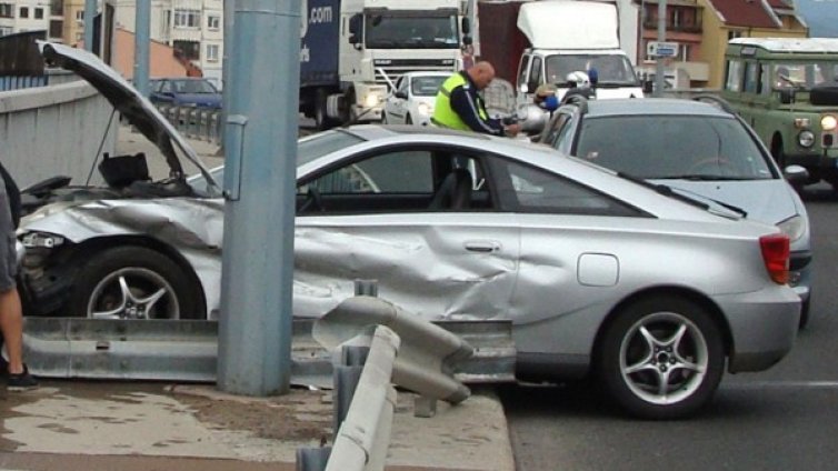 Мъж убива жена си, детето си... Погубваме семействата си на пътя
