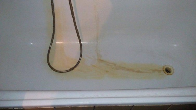 Зимна приказка или мизерия със звезди: Хотел "Рила" в Семково