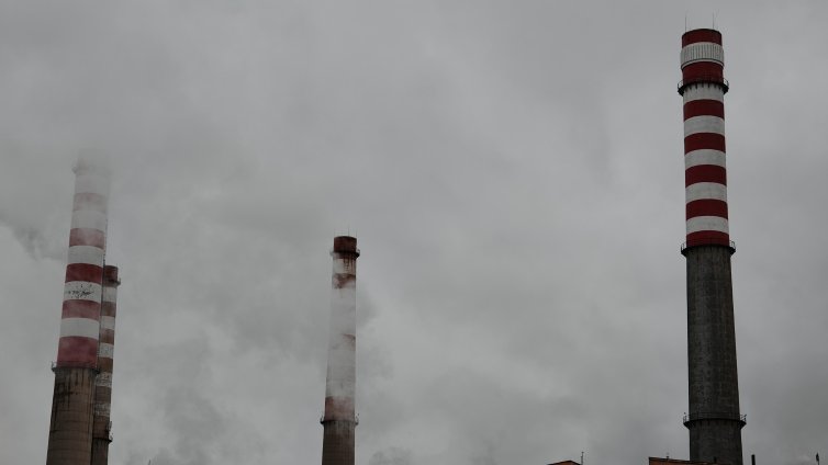 Пожар в ТЕЦ "София Изток" временно спря съоръжения