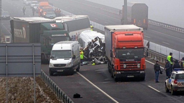 След ужаса в Унгария: Четирима българи в критично състояние