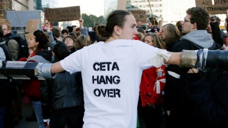 Сергей Станишев се поправи, каза "Не" за СЕТА