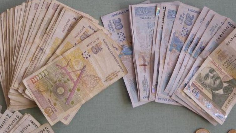 Бизнесът към властта с унгарски пример: Дайте ни, за да дадем!