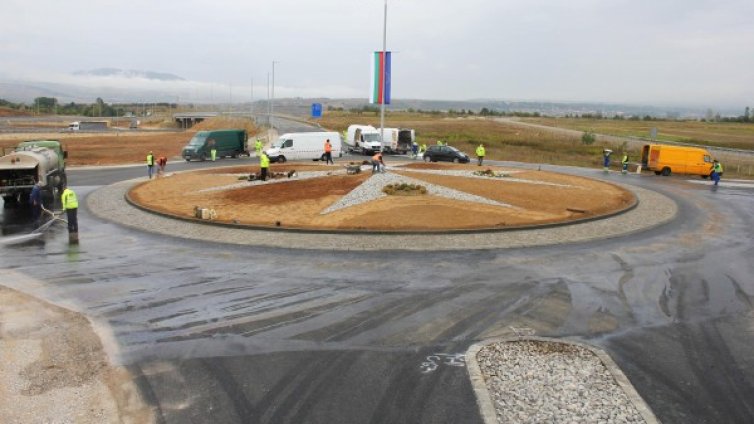 Идея за "Струма": Двуетажни тунели &ndash; за влакове, коли, камиони