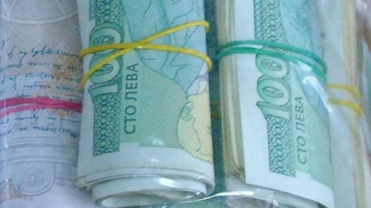 Само за ден ало апашите забогатяха с 36 бона