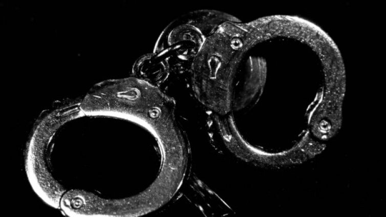 Хванаха двама, извършвали взломни кражби в София