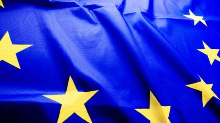 ЕК не обещава за американските визи, Ще мисли