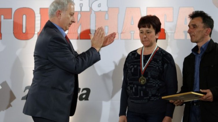 Родителите на Синан – с наградата "Достойните българи"
