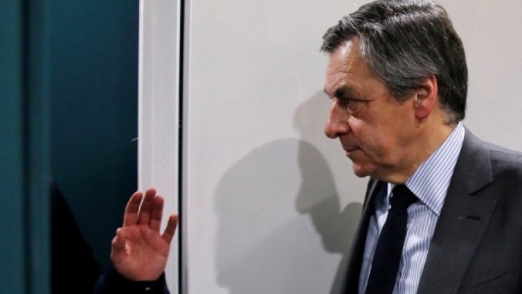 Франсоа Фийон взел 50 000 евро заем и не го декларирал