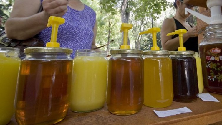 Мед made in China заля BG пазара, по-евтин бил