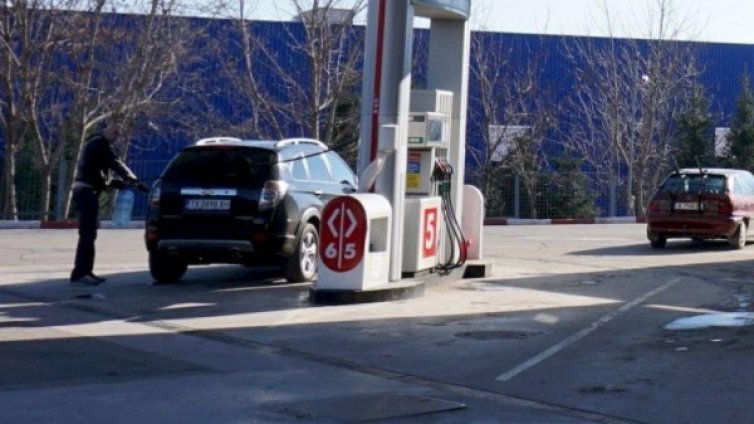 Горивата у нас евтини? Съвсем не!