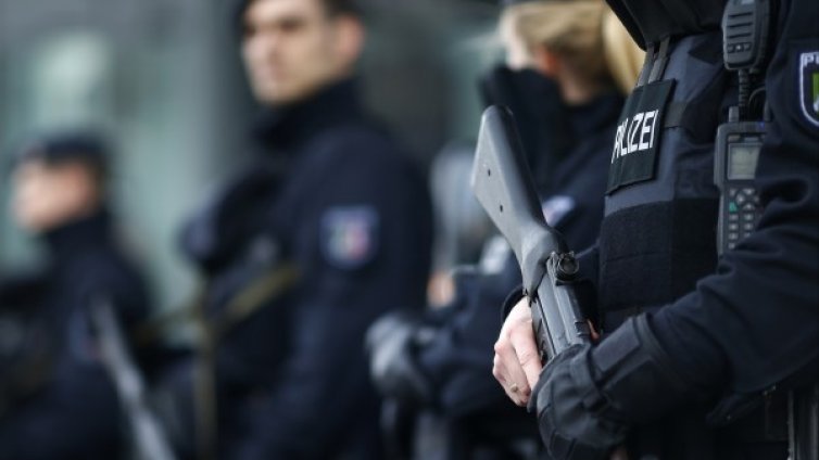 Заплаха за нощен клуб вдигна на крак полицията в Офенбург