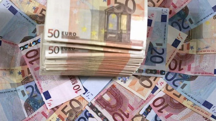 ?560 за всеки. Успешен ли е финландският експеримент?