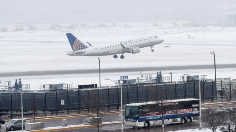 Снежна буря връхлетя североизточните части на САЩ