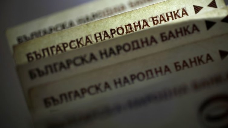 Хванаха измамник, метнал дядо, че трябва да освободи колет