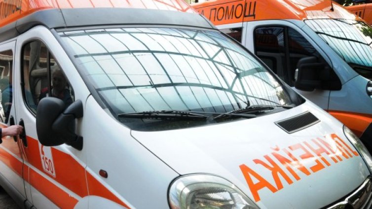 Член на ВСС ранена тежко при катастрофа на "Струма"