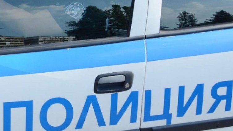 Разбиха автобус на политическа формация в Разград