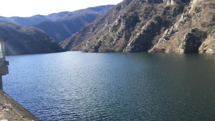 Скок на водата в Пловдив, а загубите в махалите растат 
