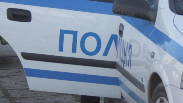 Полицията разследва убийство в Казанлък