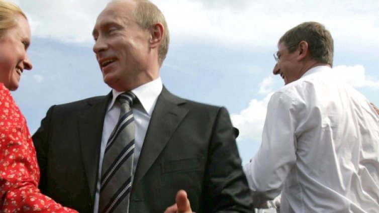 С танци и спорт Кремъл ще повишава избирателната активност