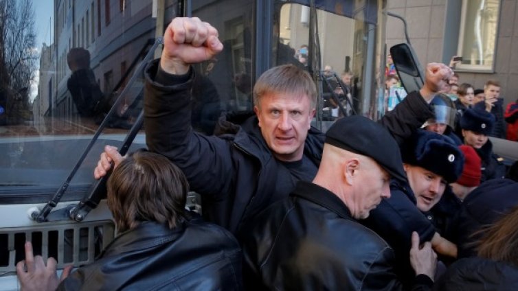 Протест в Москва &ndash; Алексей Навални и още 100 руснаци в ареста