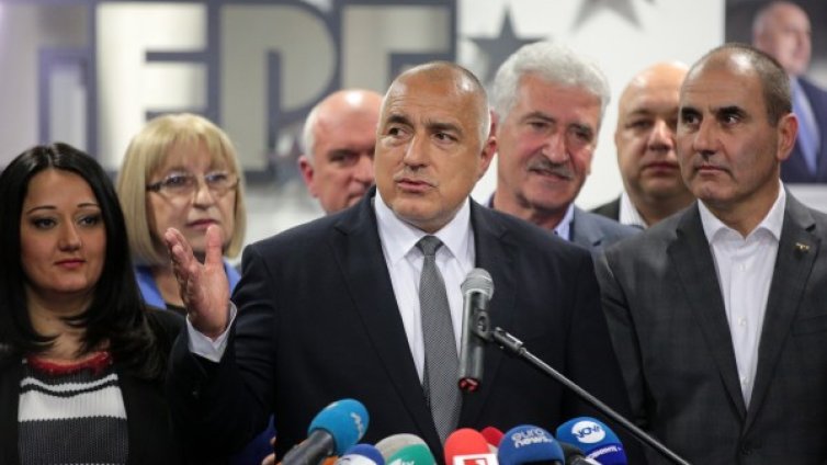ГЕРБ настоя: Без уволнения и назначения във властта!