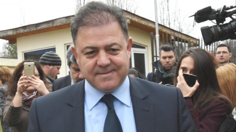 Съгрешили, десните скоро ще се съберем, обяви Ненчев