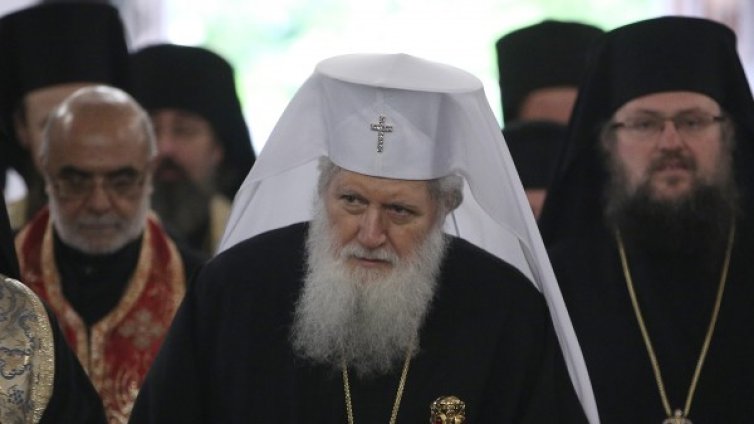 Църквата издаде нов тираж компактдискове на &dagger;Неофит 