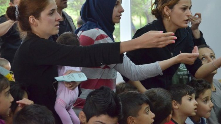 МОН пита децата на бежанците: Какво и колко знаете?