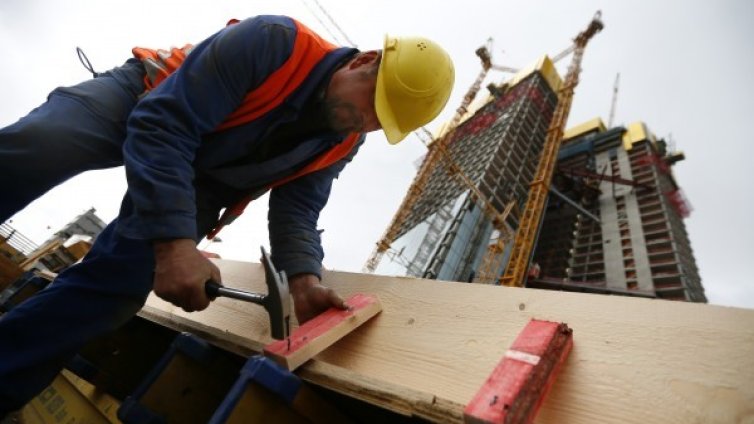 Строителството на сгради &ndash; с първи ръст от година