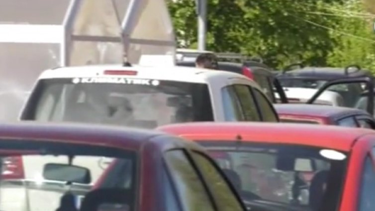 А ти заключи ли колата? Нов трик "опразва" автомобилите...