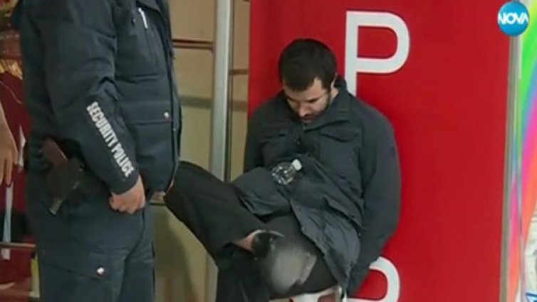 Мъжът, стрелял по уличен музикант &ndash; под домашен арест