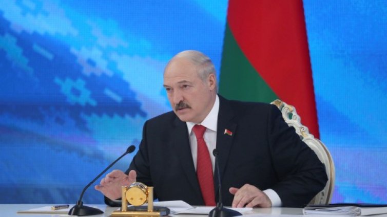 Лукашенко: Няма да обръщаме гръб на Русия!