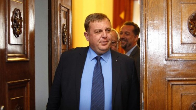 Патриотите доволни от Румен Радев, бил като тях &ndash; патриот!