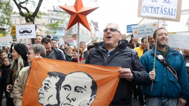 Унгарци на протест &ndash; срещу растящото руско влияние