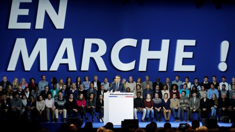 Макрон с партията си се цели в мнозинство в парламента 