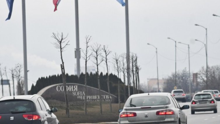 В края на почивката: Трафикът по пътищата се засилва