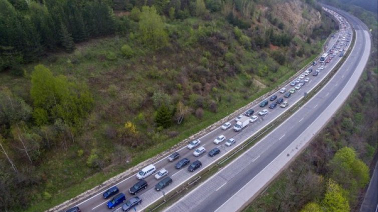Бунт и морбили, уран&hellip; Българинът ще пътува и не се страхува!