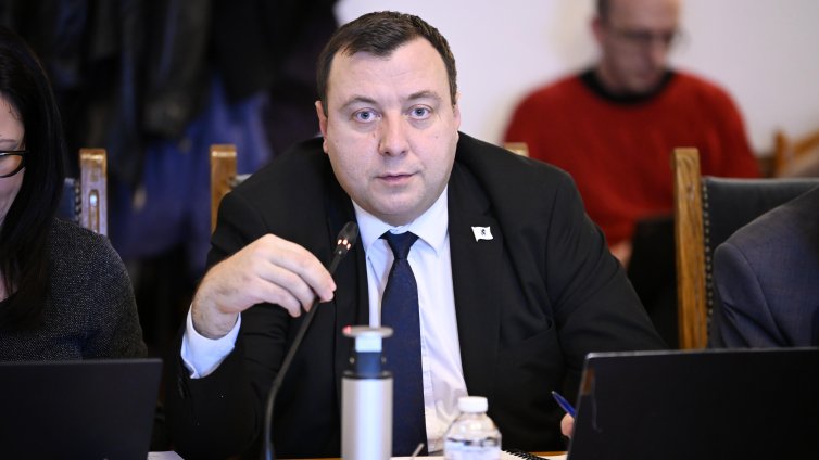 Петър Петров: Заседанието на ВСС е закъсняло, законът е категоричен