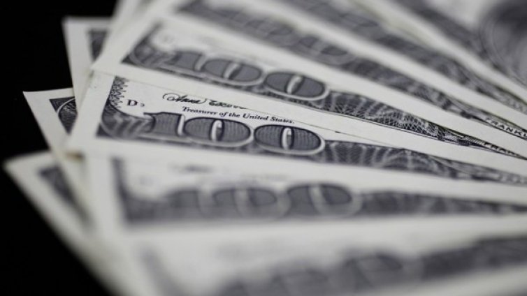 Колумбийка изяде... $9000, за да не ги дели с бившия си