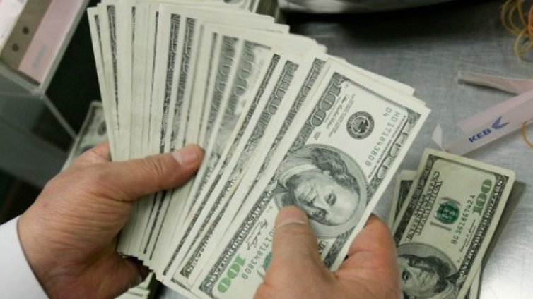 Съд нареди J&J да плати $110 млн. на болна от рак жена