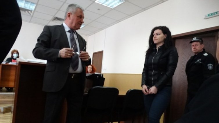 Трепни: Тираджийката Люси зад решетките, пласирала дрога