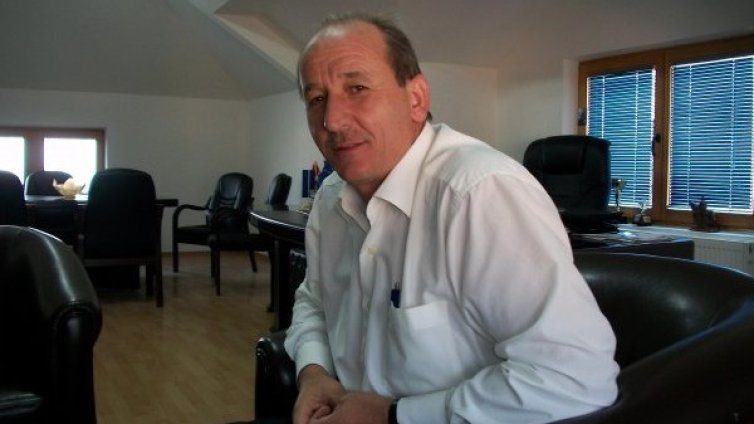 Застреляха кмет на македонска общината