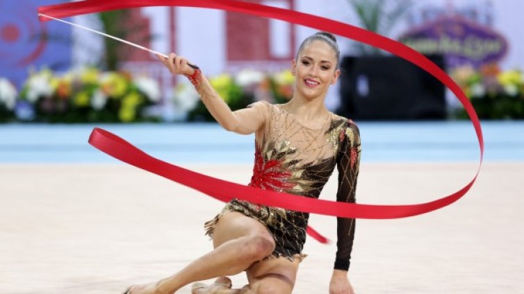 Чудесна! Неви със златен медал от Световната купа в София!