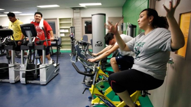 Премахнете паласките с фитнес